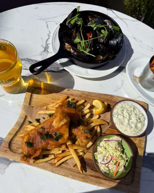 Catch these NEW Summer Specials every Tuesday 🐟  ✨ Fish & Chips – flaky North Atlantic haddock, thick-cut steak fries, and all the fixings
✨ Moules Frites – tender mussels, chorizo, white wine, and sweet potato fries  It’s your new weekly tradition for $26 replacing our Pot Pie Tuesdays. See you Tuesday?  #honeysalt #honeysaltlv #honeysaltlasvegas #lasvegasdining #vegaseats #locallasvegas #vegasfood #vegasfoodscene #vegasthingstodo #chefstuff #seasonalingredients